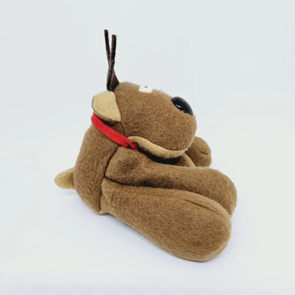 Hallmark - Vintage Rodney Reindeer Bean Bag Plush - 1979 - Picture 2 of 12